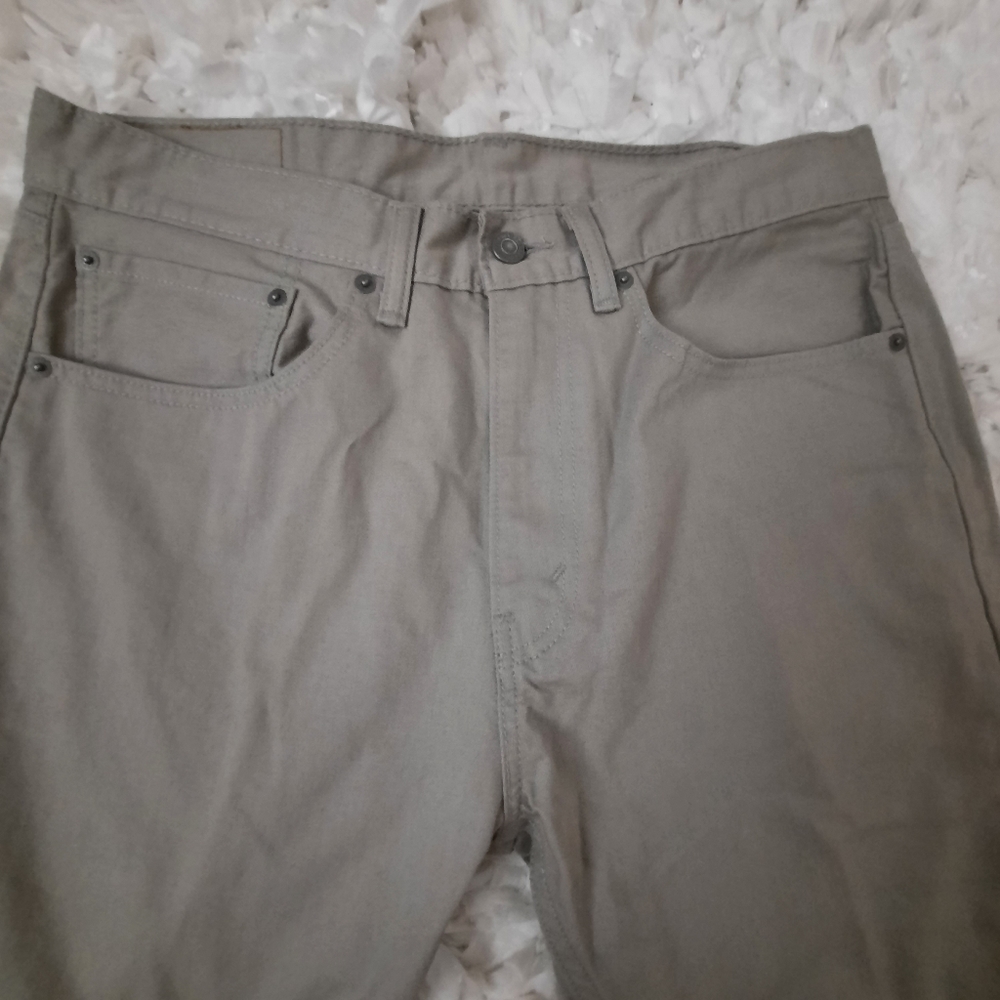 Levi's 505 Denim Mom Jeans Gray EUC 34W x 32L - Picture 3 of 8